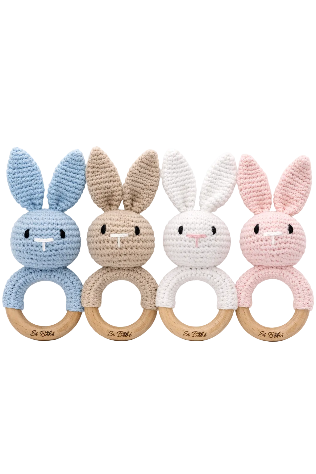 Houten bijtring & rammelaar – met de hand gehaakte baby rammelaar ( 3+ maanden)